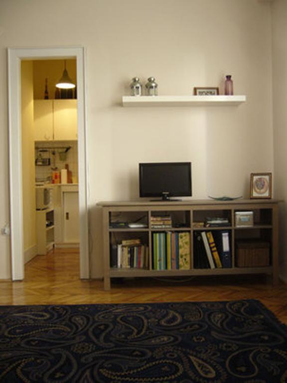 Home Away Apartment Budapest Rum bild