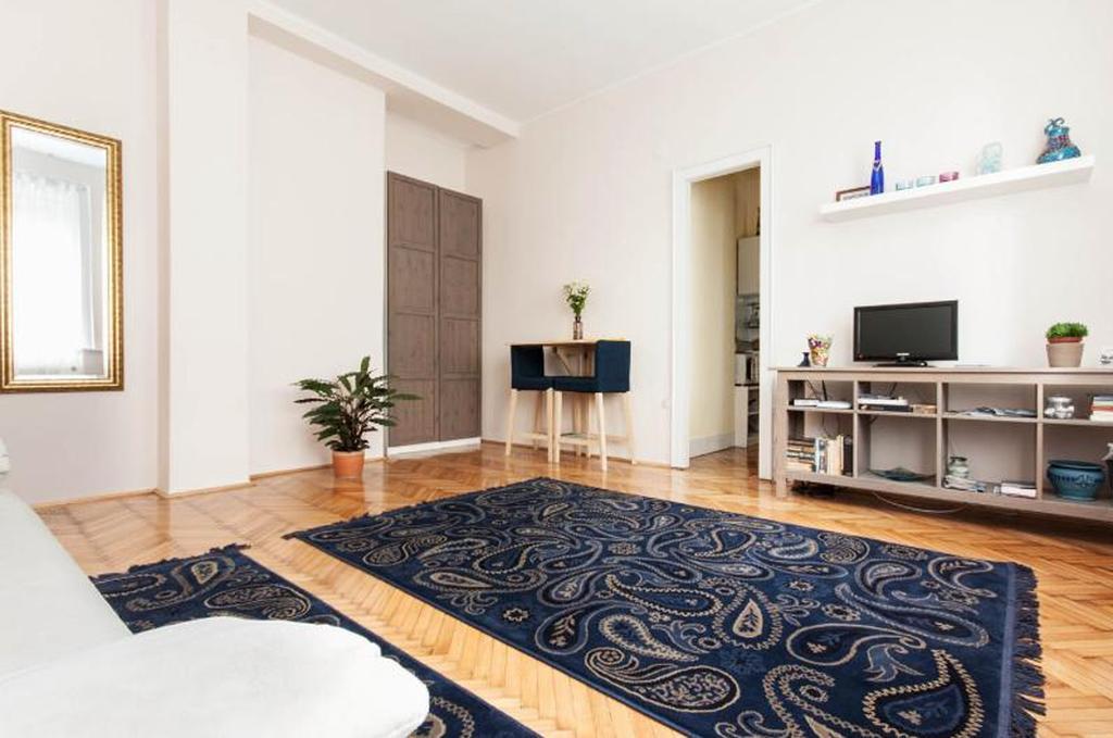 Home Away Apartment Budapest Rum bild